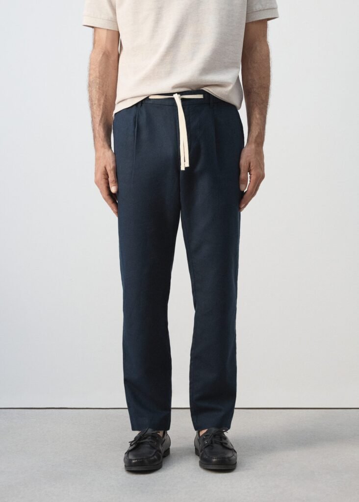 Calças slim fit cropped de linho e algodão