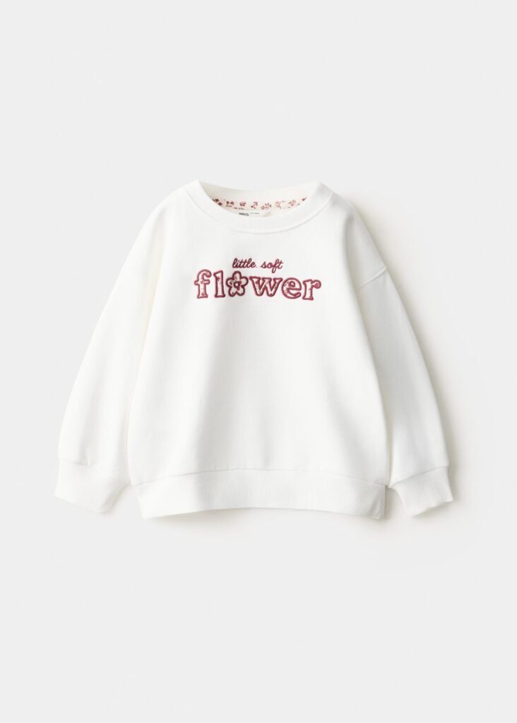 Sweatshirt com detalhe bordado
