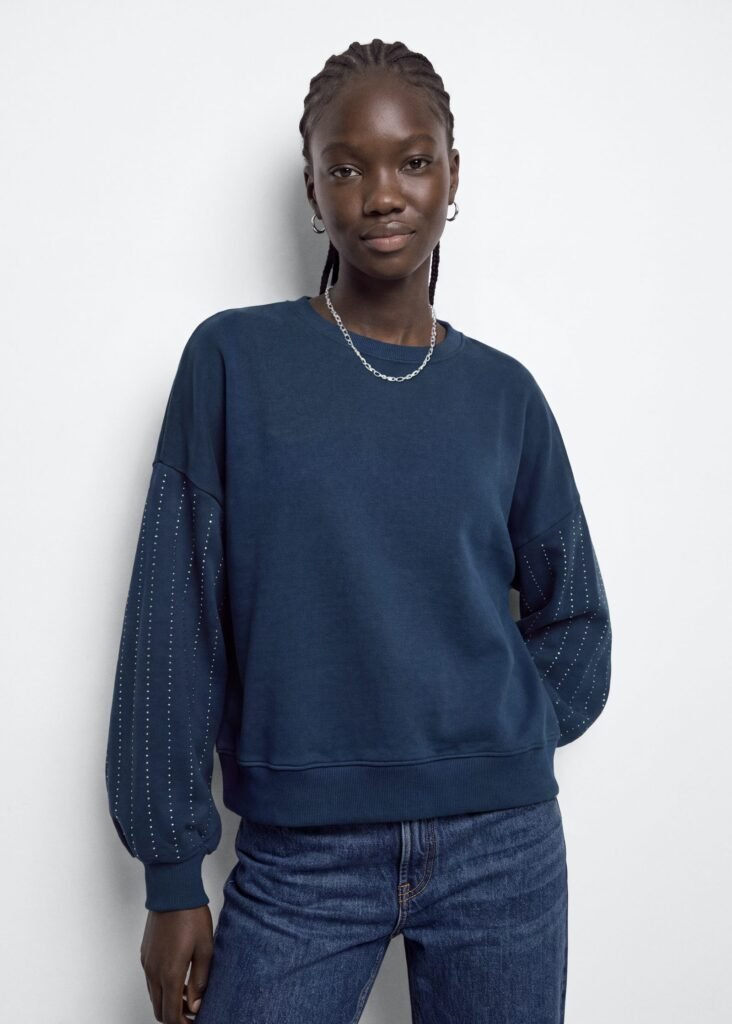 Sweatshirt com pormenor de strass