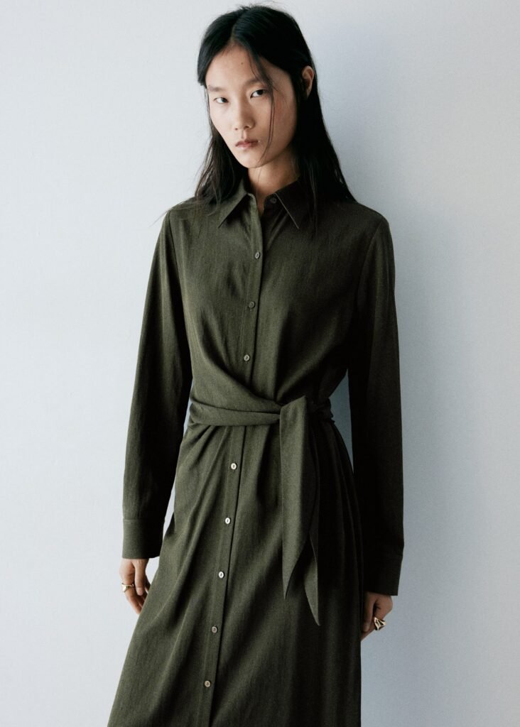 Vestido camiseiro laço