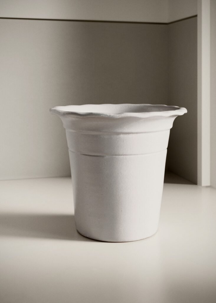 Vaso de terracota com ondas tamanho médio
