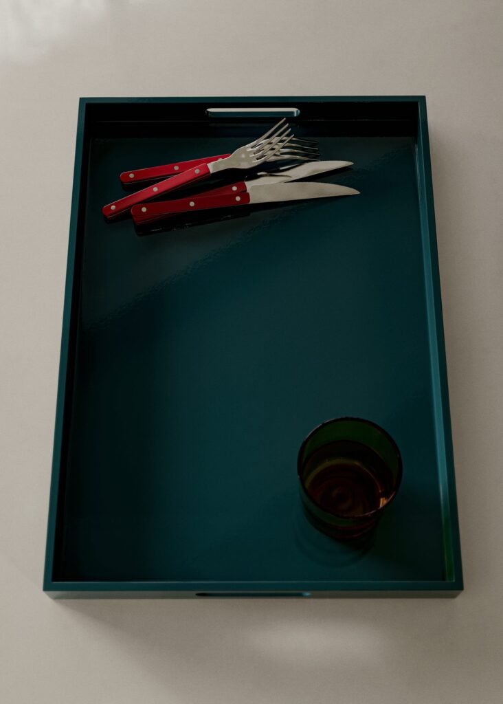 Bandeja lacada retangular 51x36x4 cm
