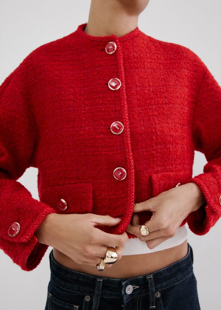 Colete de tweed com botões de joia