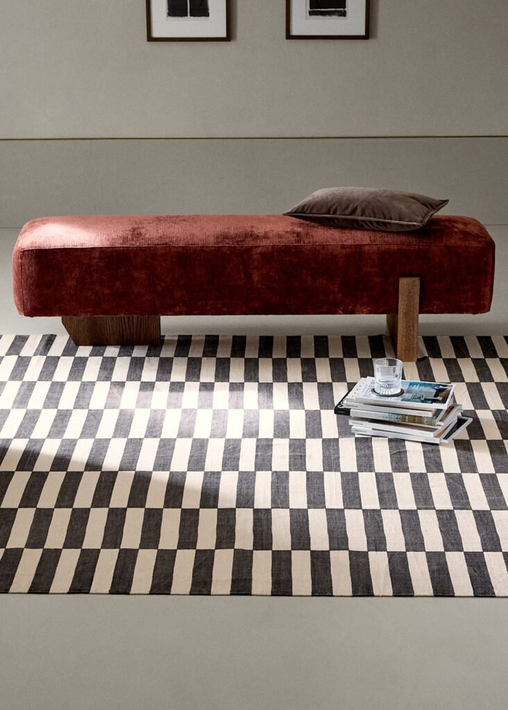 Tapete com estampado às riscas tamanho extragrande