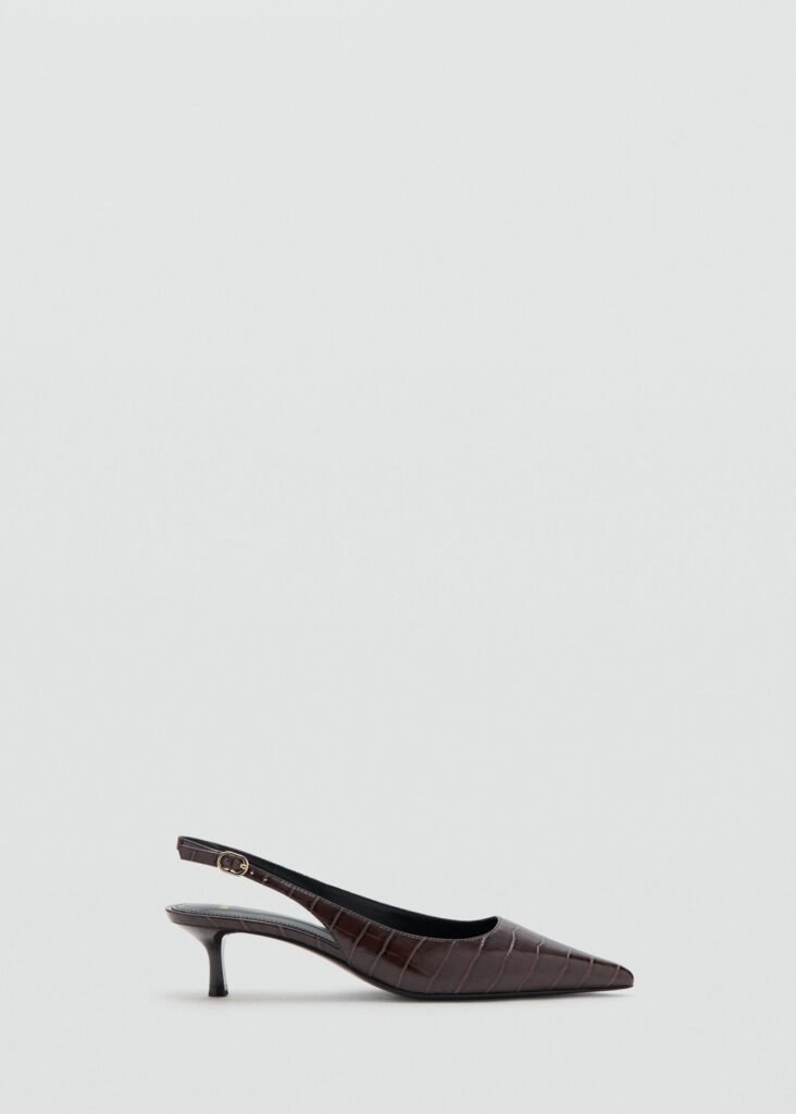 Sapato de salto com efeito de crocodilo