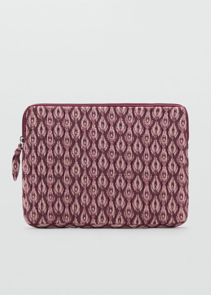 Capa de portátil estampada e acolchoada