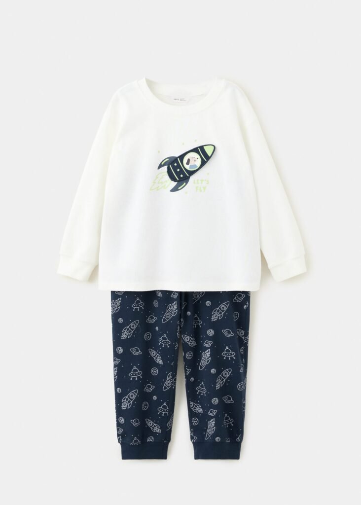 Pijama comprido com estampado espacial