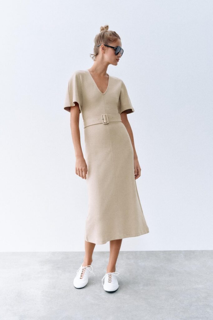VESTIDO MIDI COM CINTO EM TECIDO SUAVE