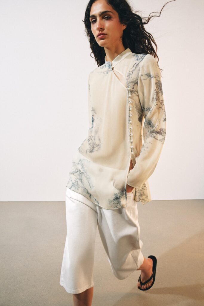 BLUSA ESTAMPADA COM BOTÕES ZW COLLECTION