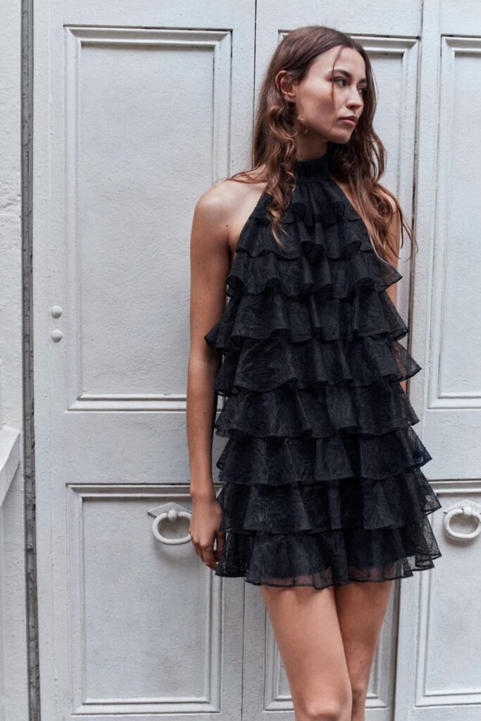 VESTIDO CURTO FOLHOS LACE