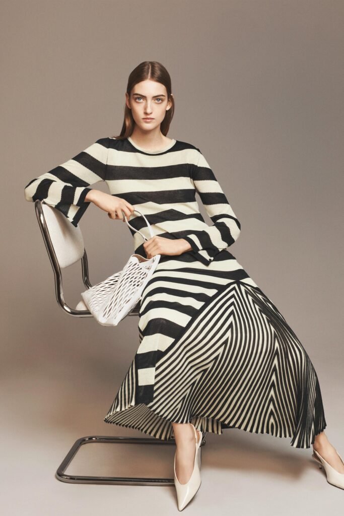 VESTIDO ÀS RISCAS - THE ITEM ZARA WOMAN