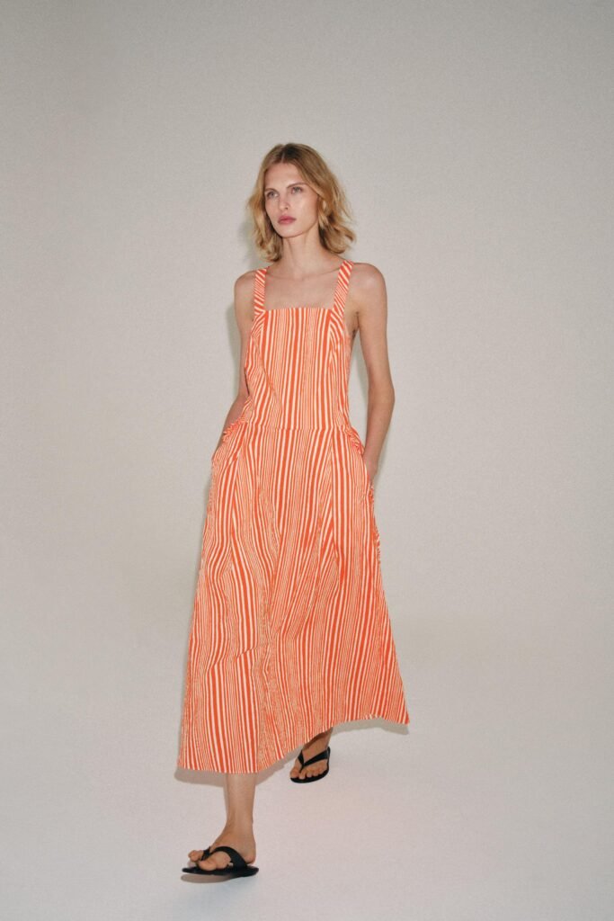 VESTIDO MIDI ÀS RISCAS ZW COLLECTION