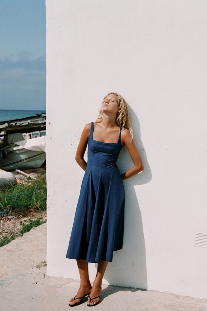 VESTIDO MIDI DE POPELINA COM GODÉS