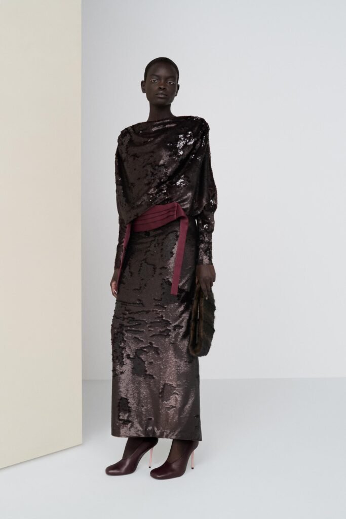 VESTIDO MIDI LANTEJOULAS DRAPEADO