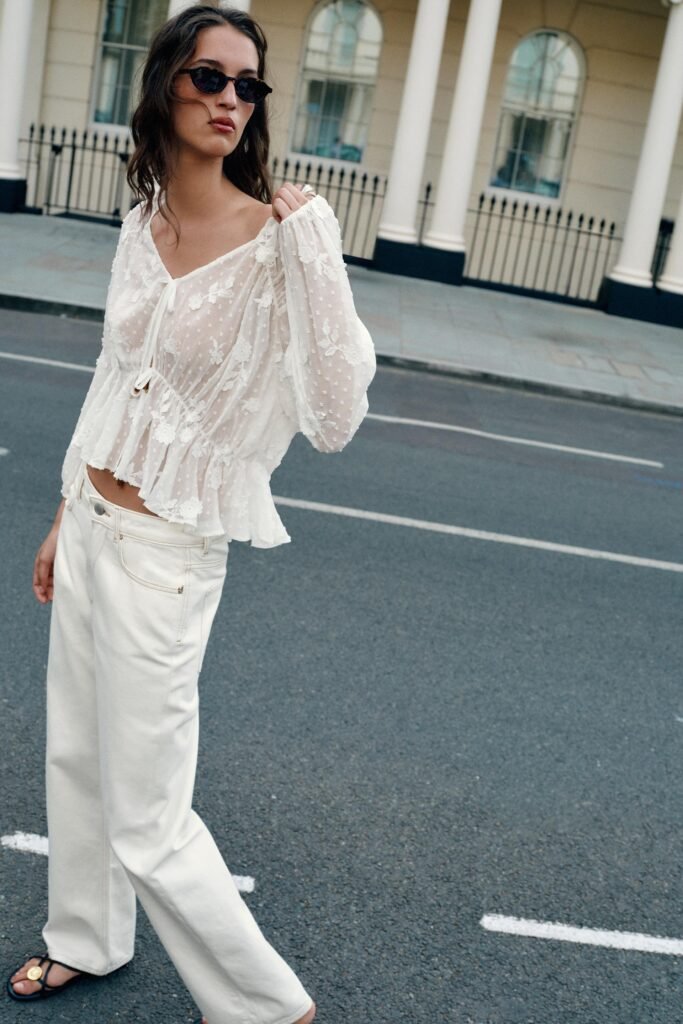BLUSA BORDADO EM RELEVO