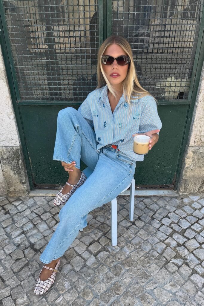 CAMISA ÀS RISCAS COM LANTEJOULAS
