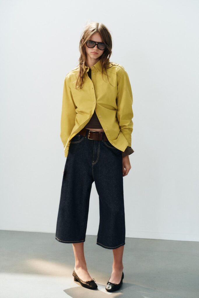 CAMISA EM GABARDINA COM PRESILHAS
