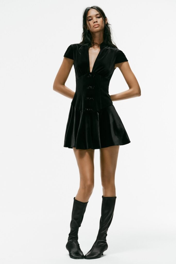 VESTIDO MINI VELUDO ALAMAR