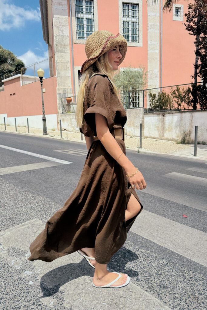 VESTIDO MIDI COM CINTO