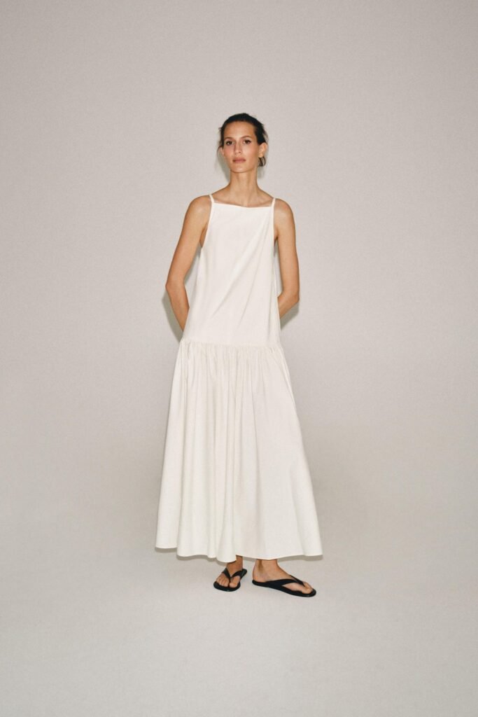 VESTIDO COM PREGAS ZW COLLECTION