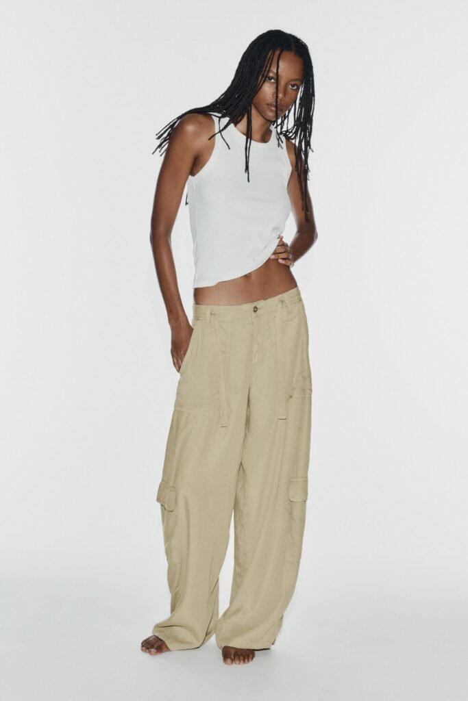 CALÇAS OVERSIZE CARGO FLUIDAS