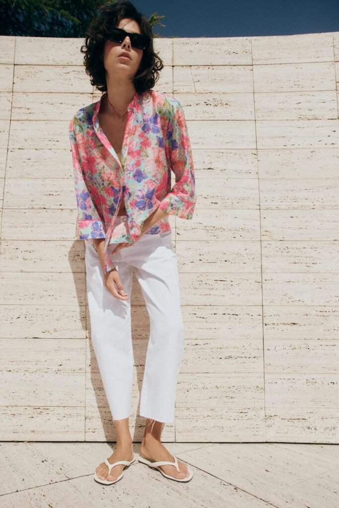 CAMISA COM ESTAMPADO FLORAL