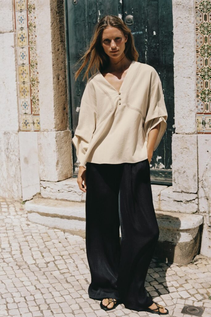 CAMISA OVERSIZE DE LINHO COM PESPONTOS EM CONTRASTE