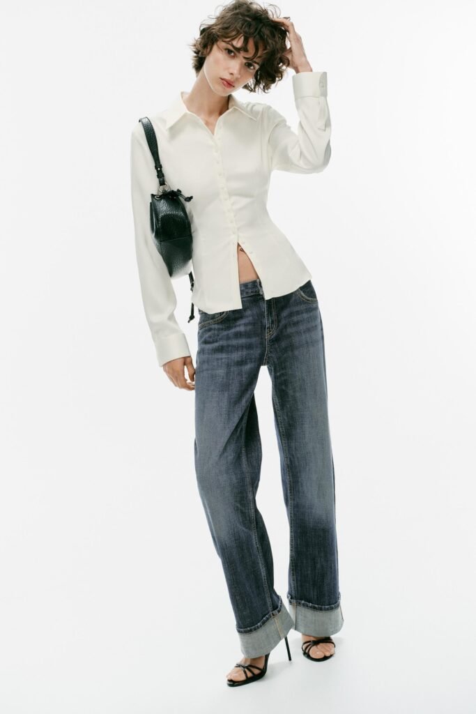 CAMISA ACETINADA ENTALHADA