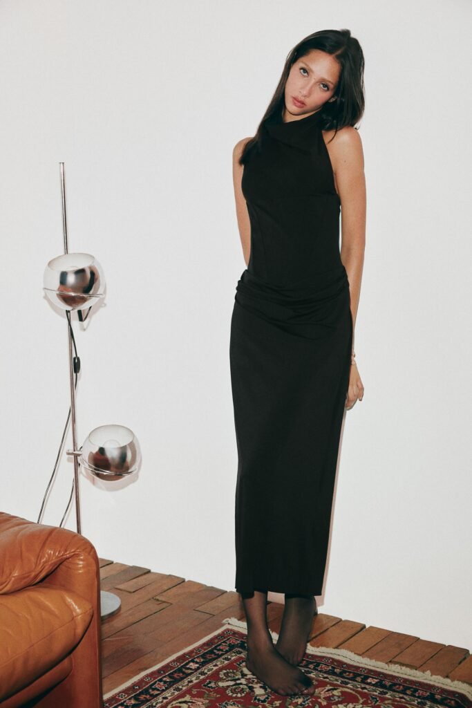 VESTIDO HALTER ESPARTILHO