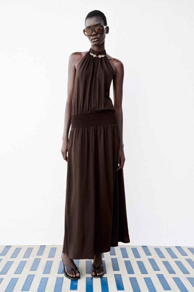 VESTIDO HALTER COM MISSANGAS