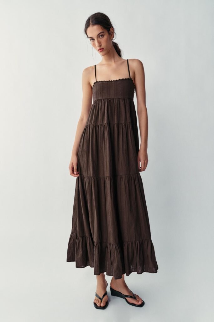 VESTIDO COMPRIDO COM PAINÉIS