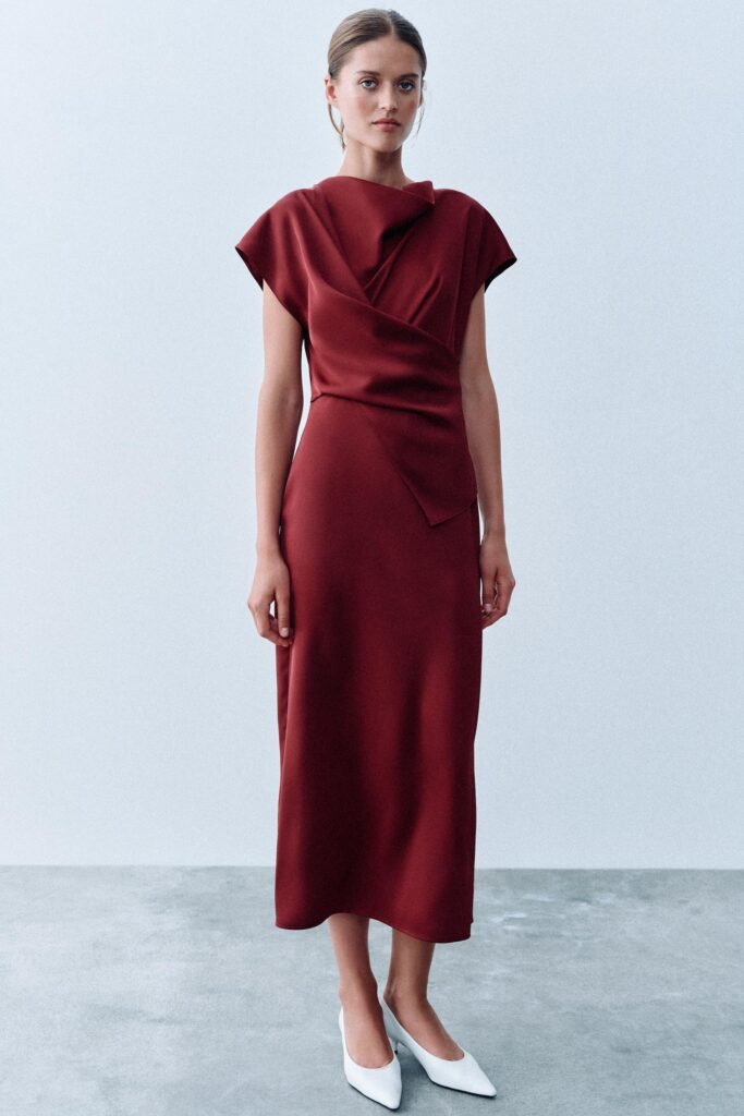 VESTIDO DRAPEADO MIDI