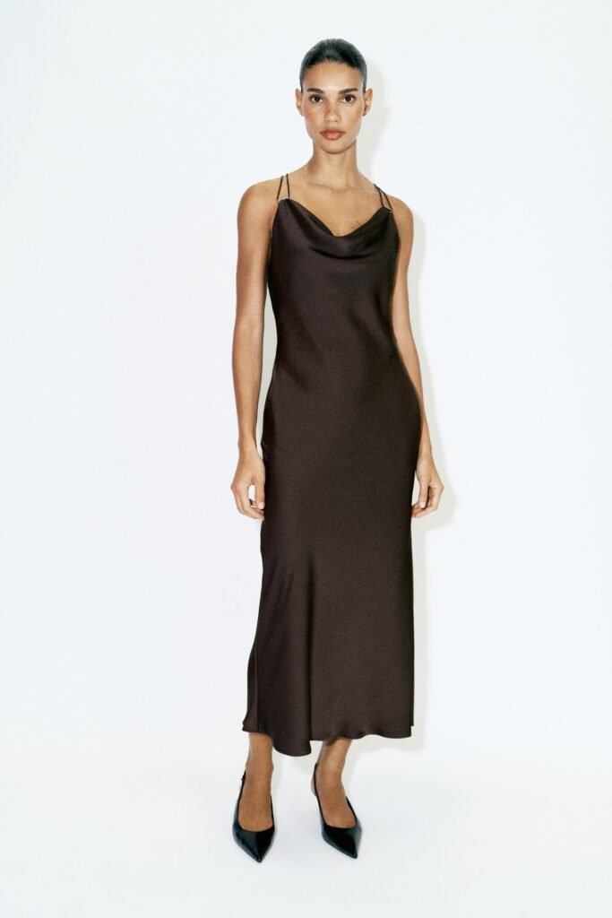 VESTIDO LENCERO ACETINADO