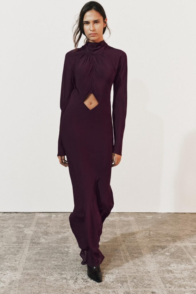 VESTIDO COMPRIDO ABERTURA ZW COLLECTION