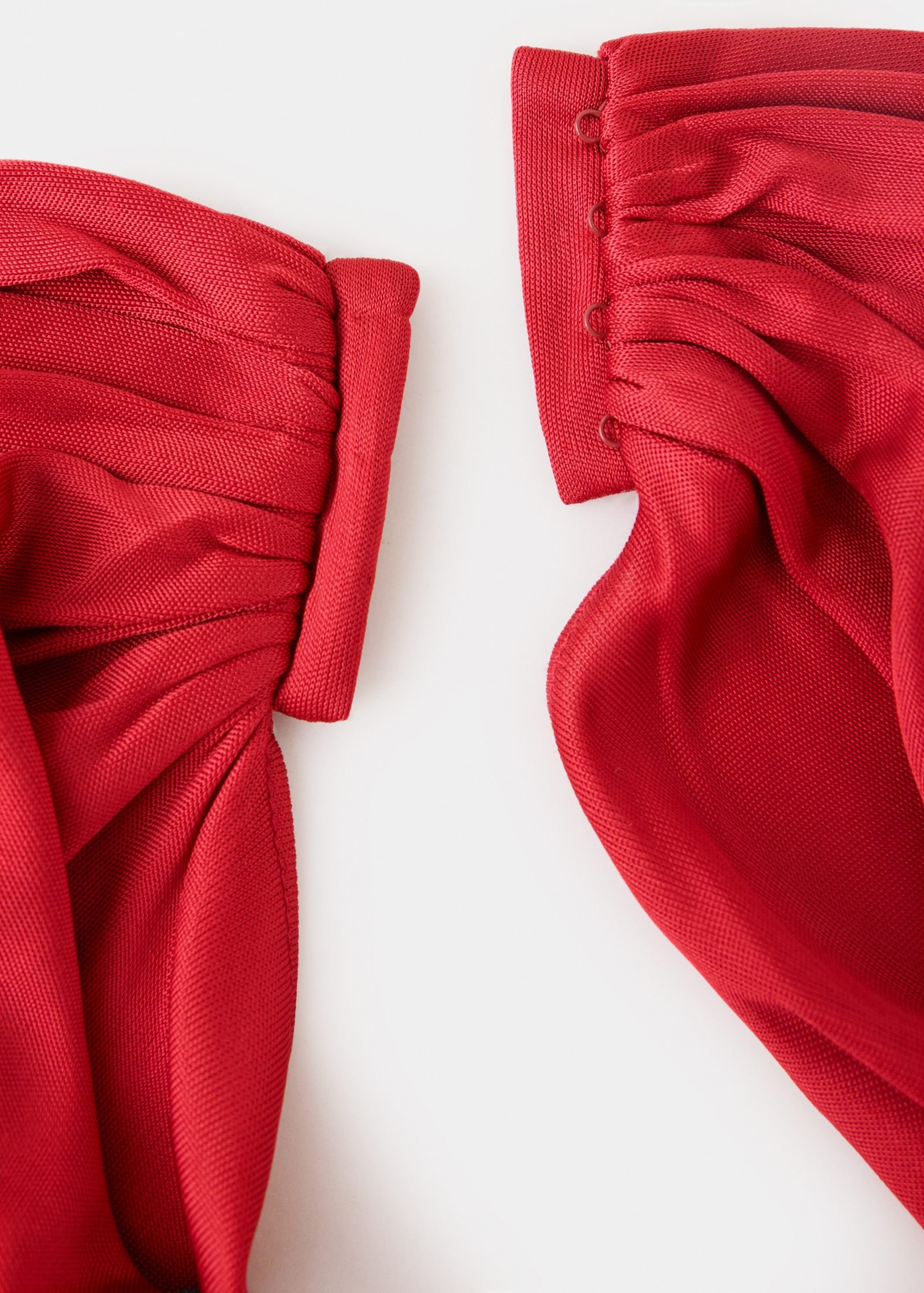 Vestido caicai com detalhe de capa - Image 9