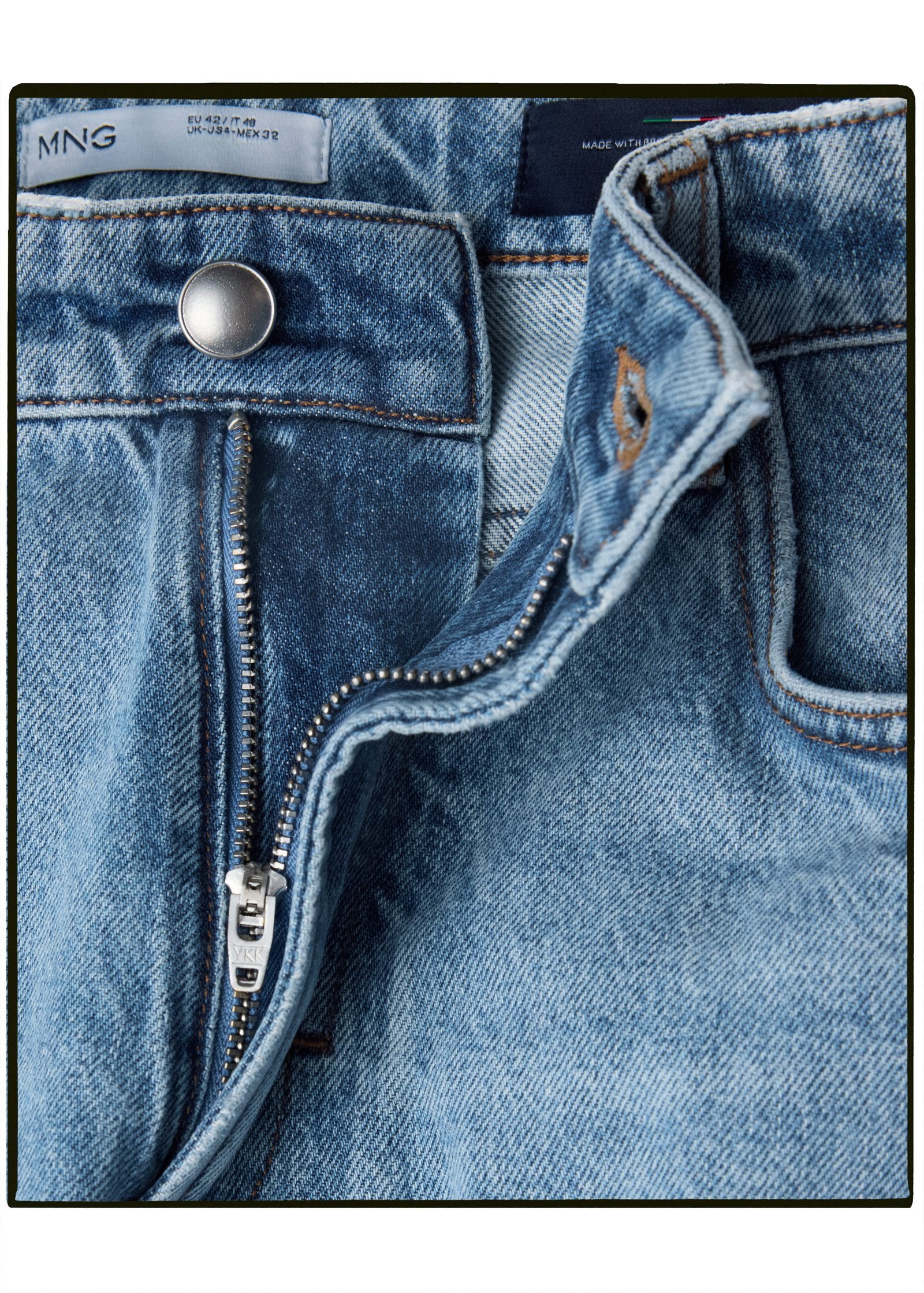 Jeans feitos em Itália, corte regular, tecido Candiani - Image 10